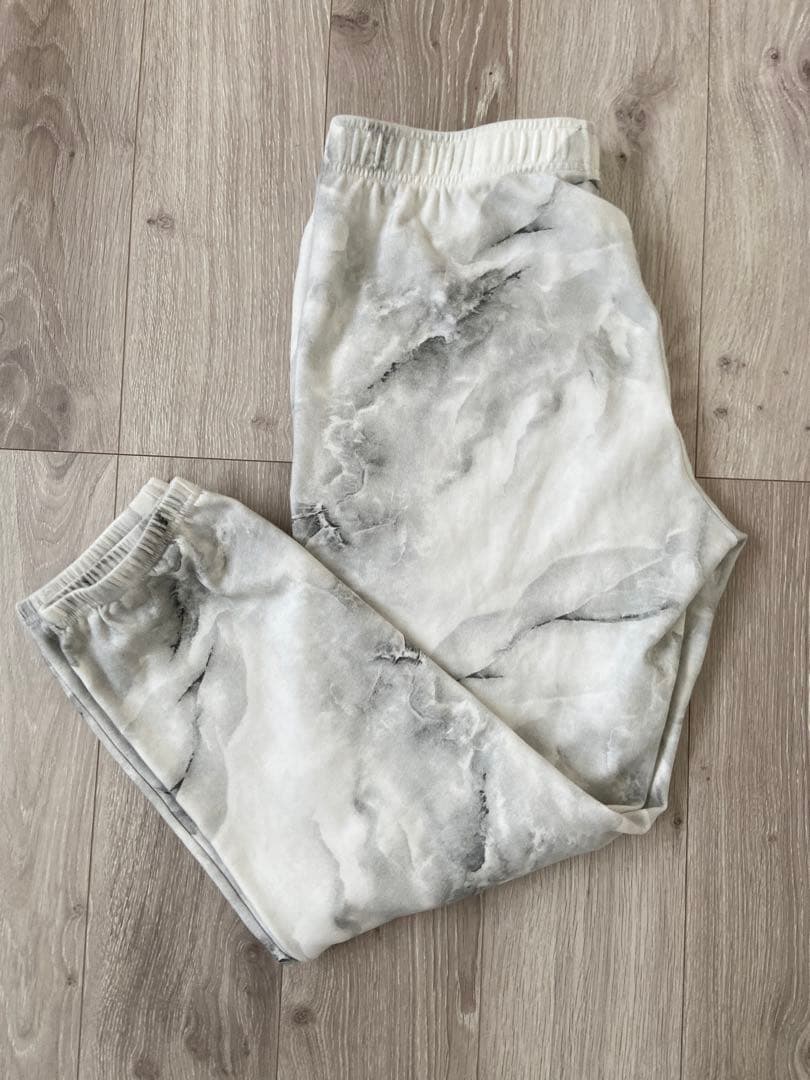 【KITH】美品！Mサイズ スウェットパンツ