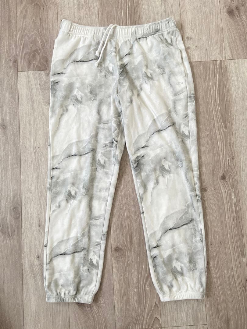 【KITH】美品！Mサイズ スウェットパンツ