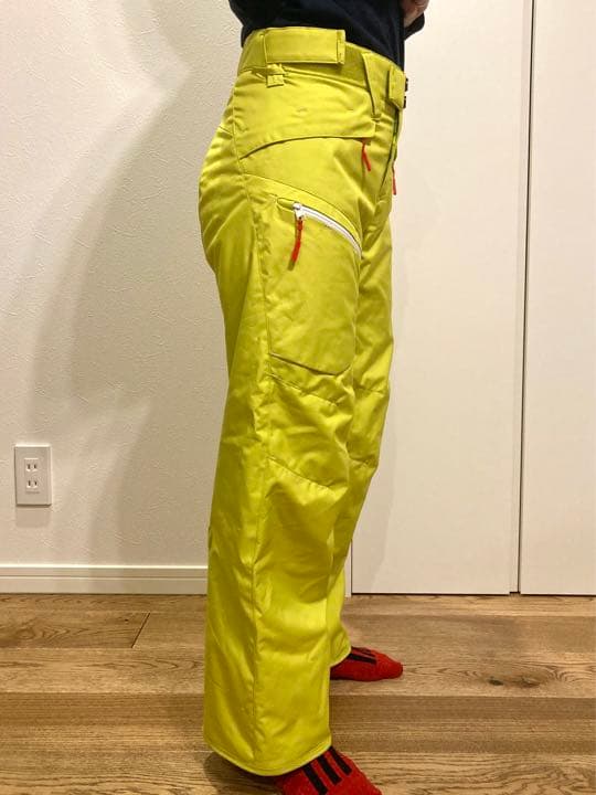 タグ付き新品　デザント　スノーウェア　スキー　スノーボード ズボン