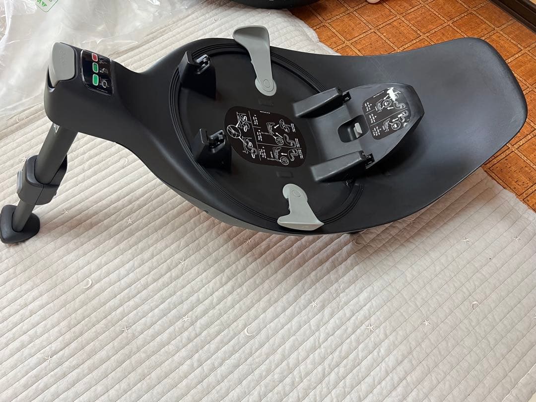 cybex サイベックス チャイルドシート　ベースT トラベルシステム対応