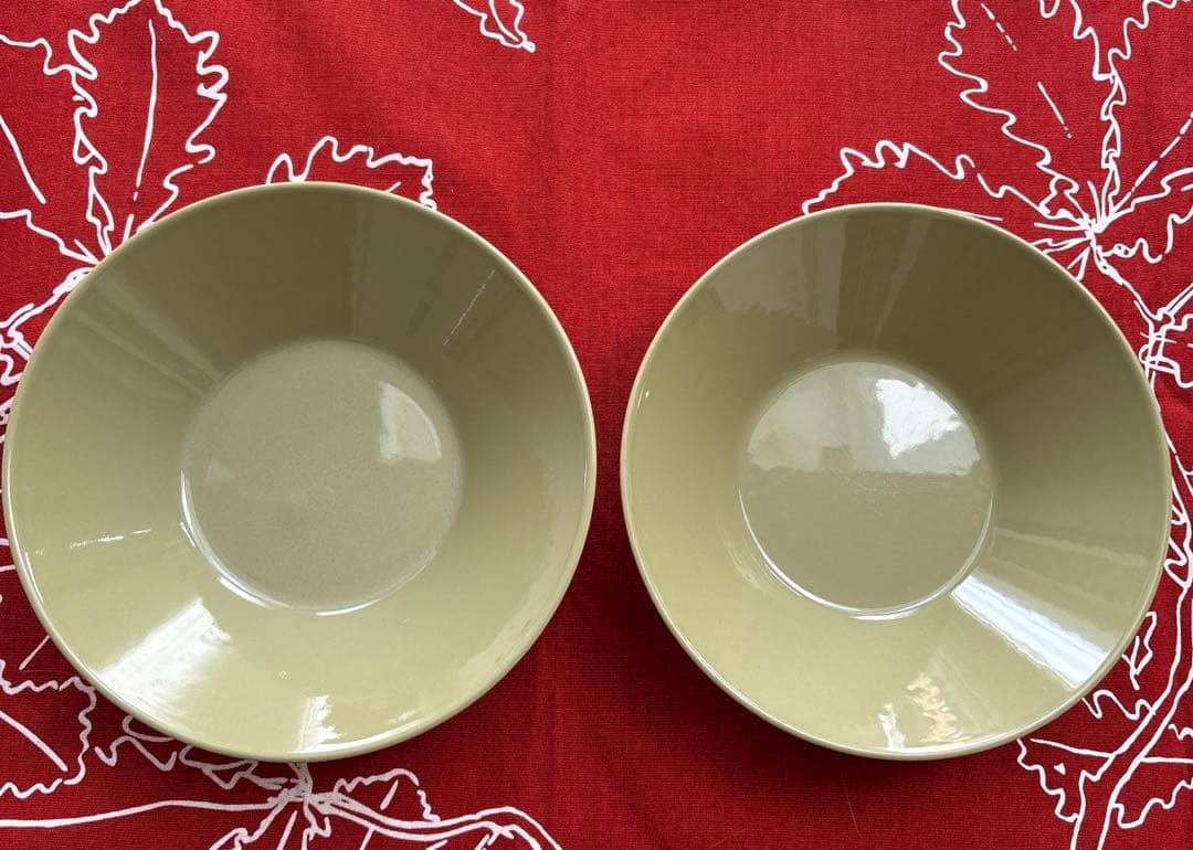 イッタラ　ティーマ　21cm ボウル　2枚セット　オリーブグリーン