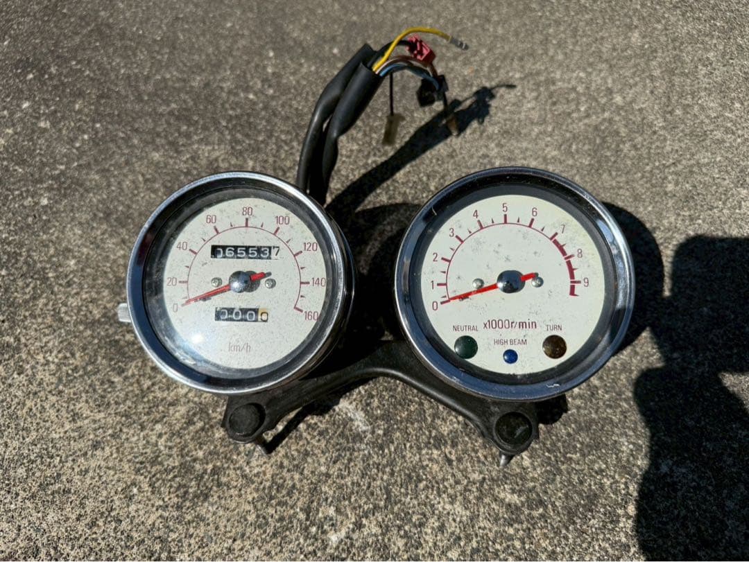sr400 スピードメーター、タコメーター　純正品