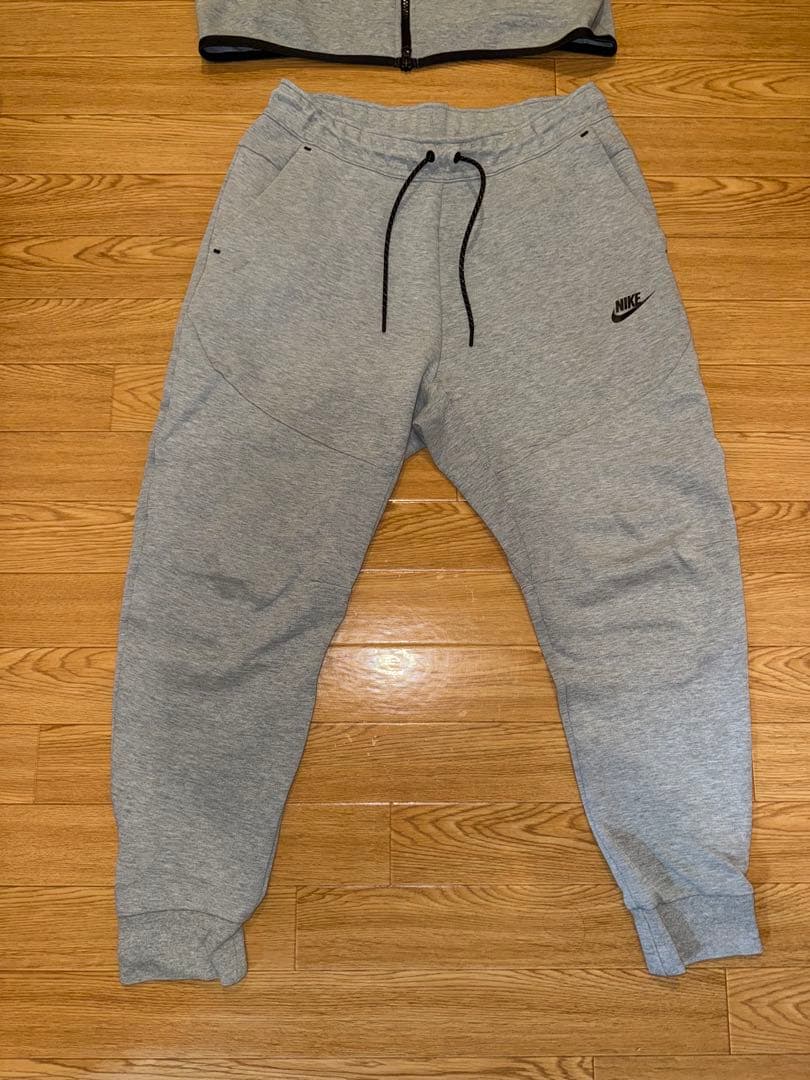 正規品NIKEテックフリース上下セット　廃盤旧型