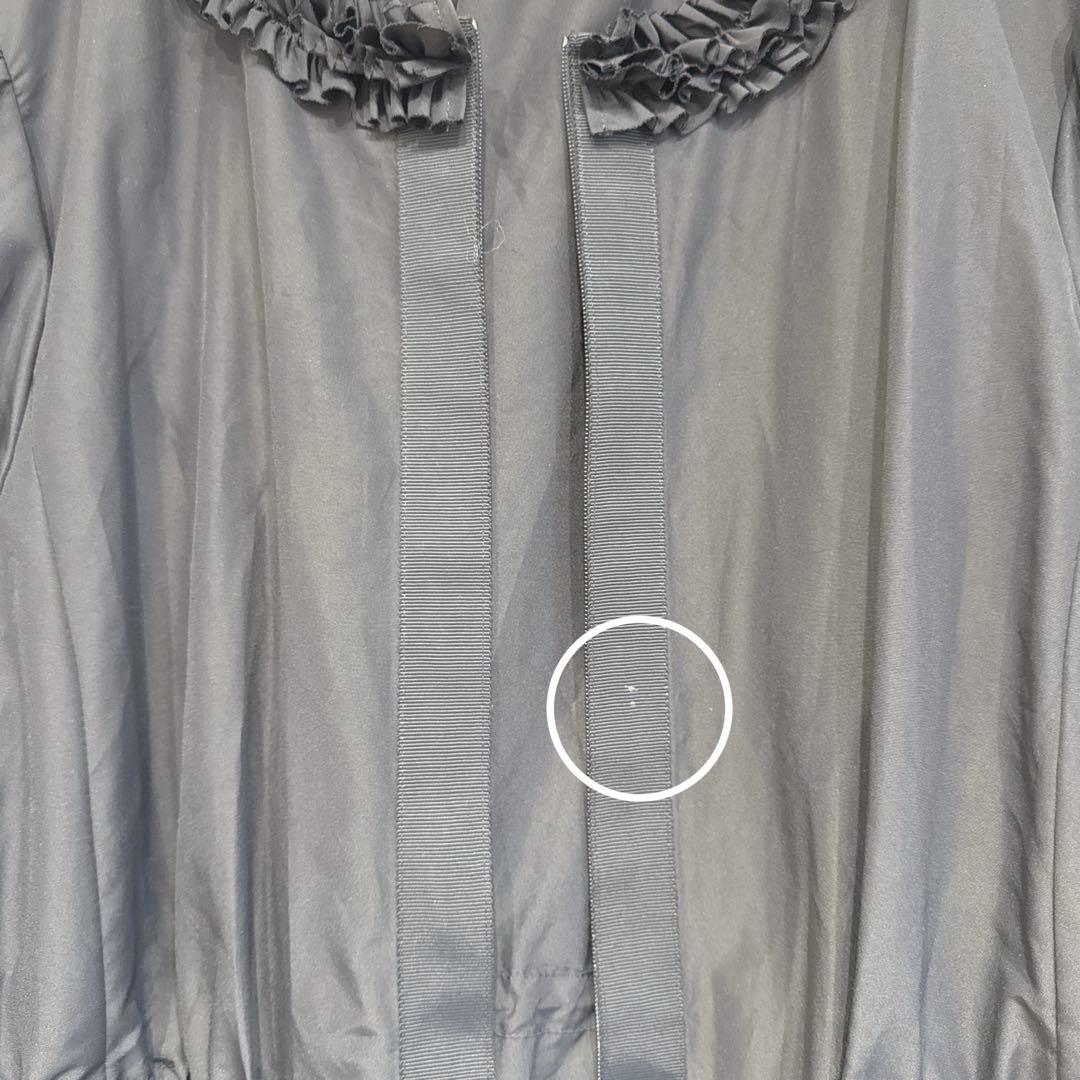 【 トゥービーシック 】 ティアードフリルタフタコート 濃紺 黒 46