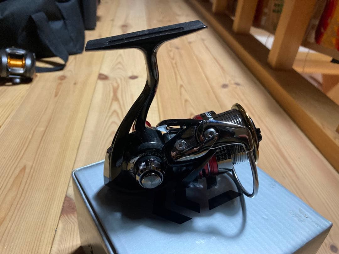 DAIWA スピニングリール AEGIS 2004/ダイワ　イージス