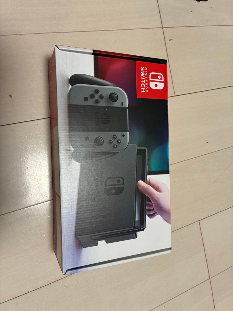 Nintendo SWITCH 本体　Joy-Con合計4台