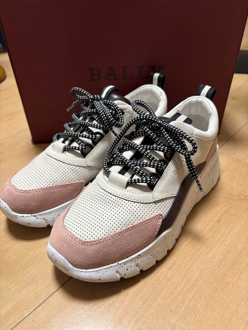 BALLY カジュアルスニーカー ホワイト/ピンク　スエード　厚底　37