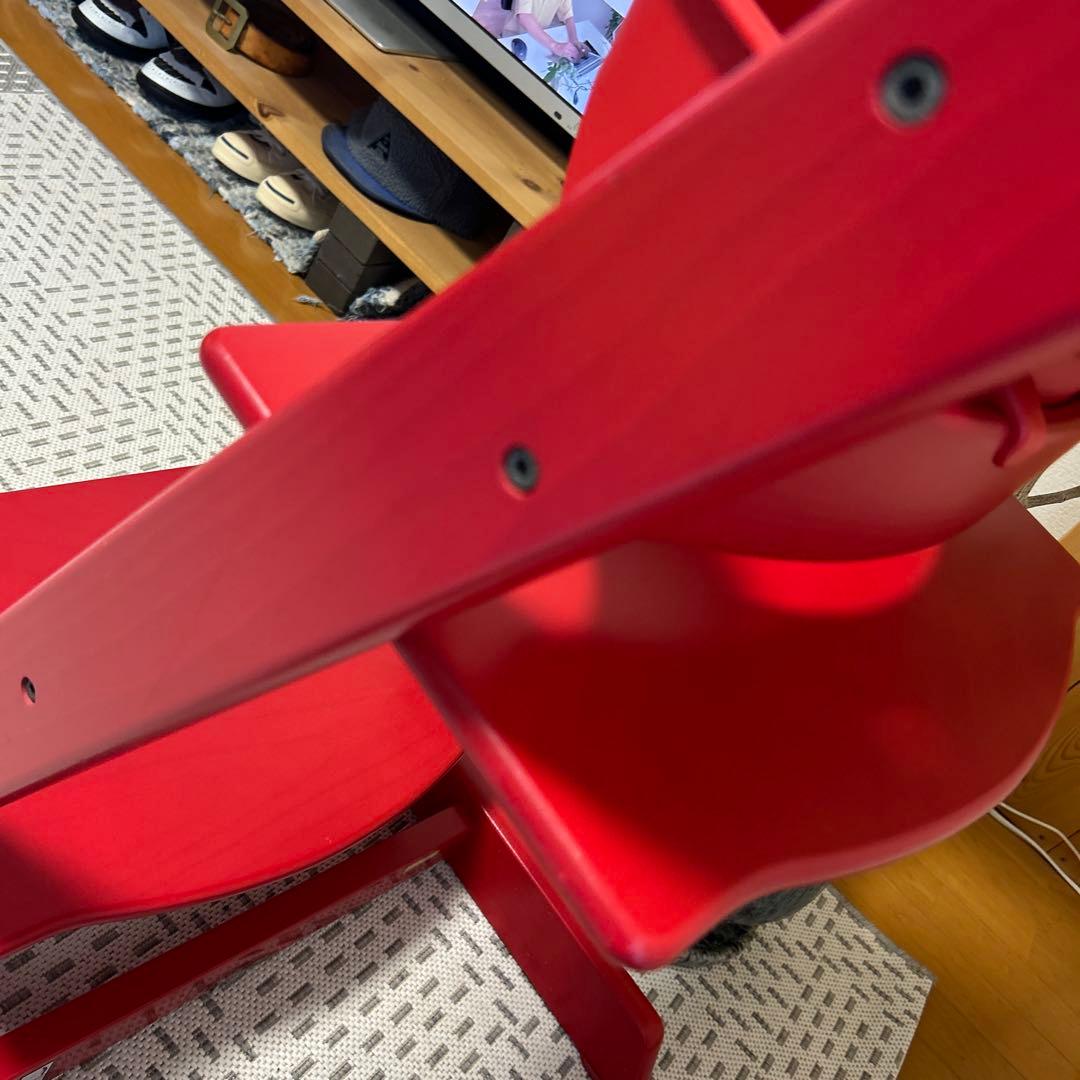 【大人気】STOKKE トリップトラップ ベビーセット付き 赤
