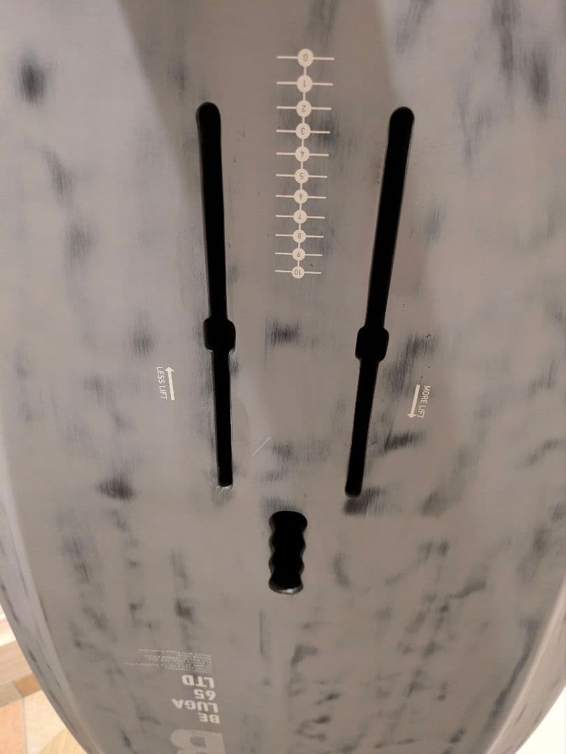 KRRD BE LUGA 65 LTD フォイルボード