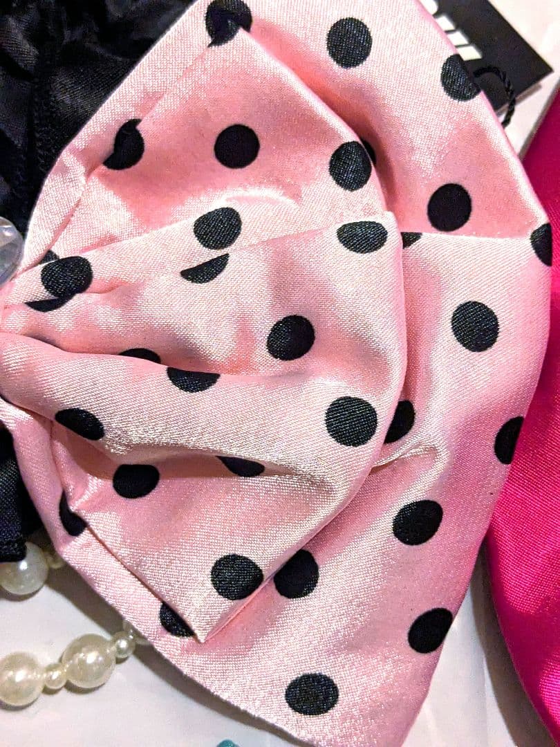 新品未使用 おりぼん パール ハートチャーム付きガーター