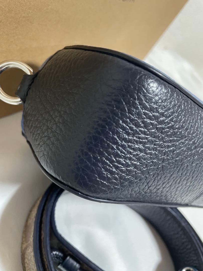 り*ご様 [美品] ❤️COACH❤️SNOOPY ピーナッツキャラクター ショ