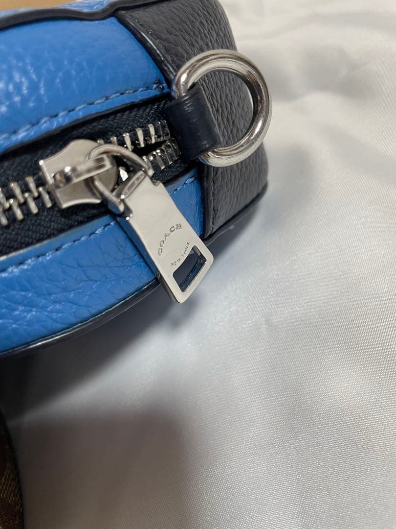 り*ご様 [美品] ❤️COACH❤️SNOOPY ピーナッツキャラクター ショ