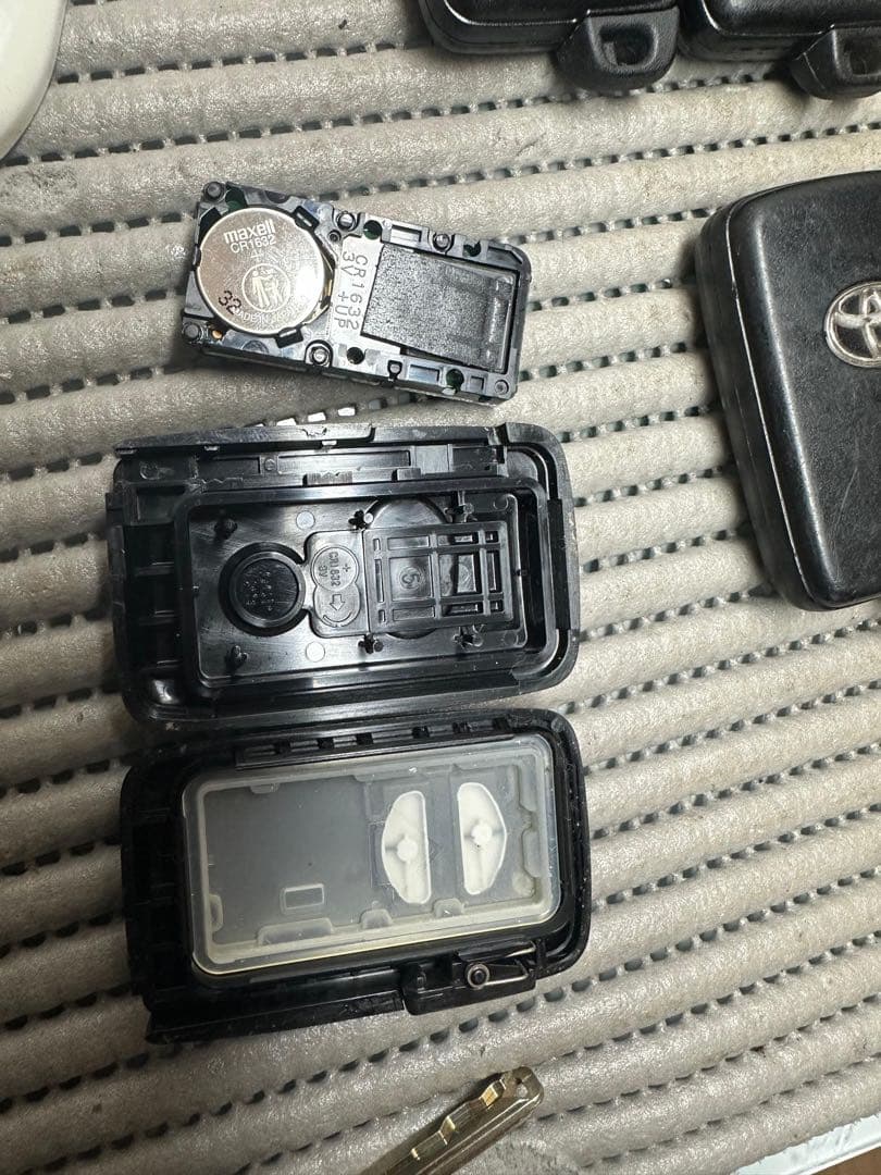 トヨタ スマートキー（キー30個付き）