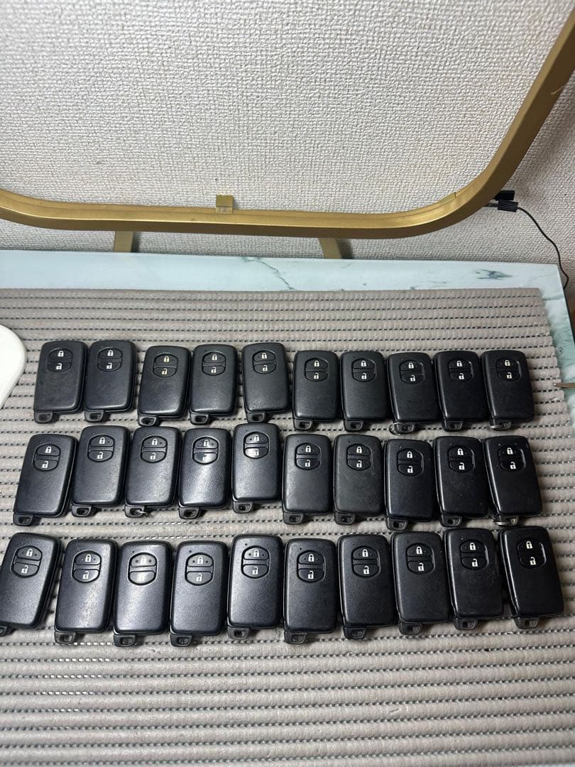 トヨタ スマートキー（キー30個付き）