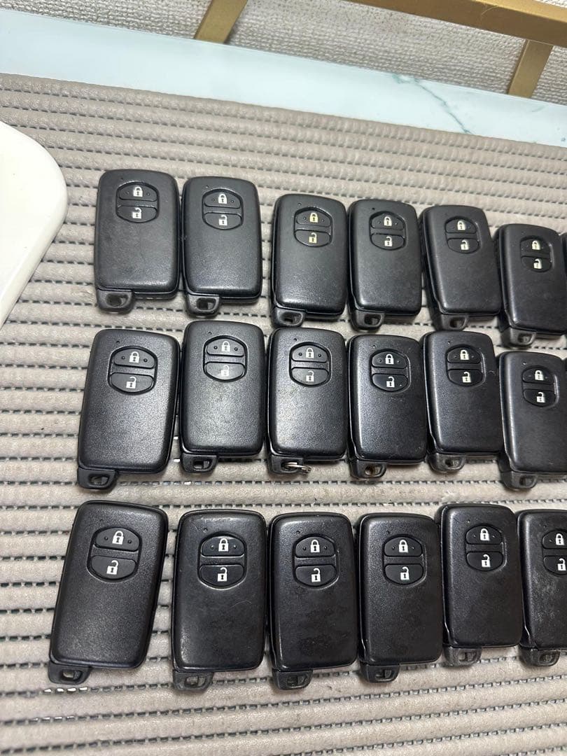 トヨタ スマートキー（キー30個付き）