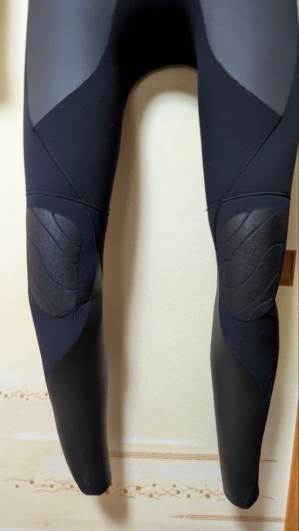 RASH フード付きウェットスーツ