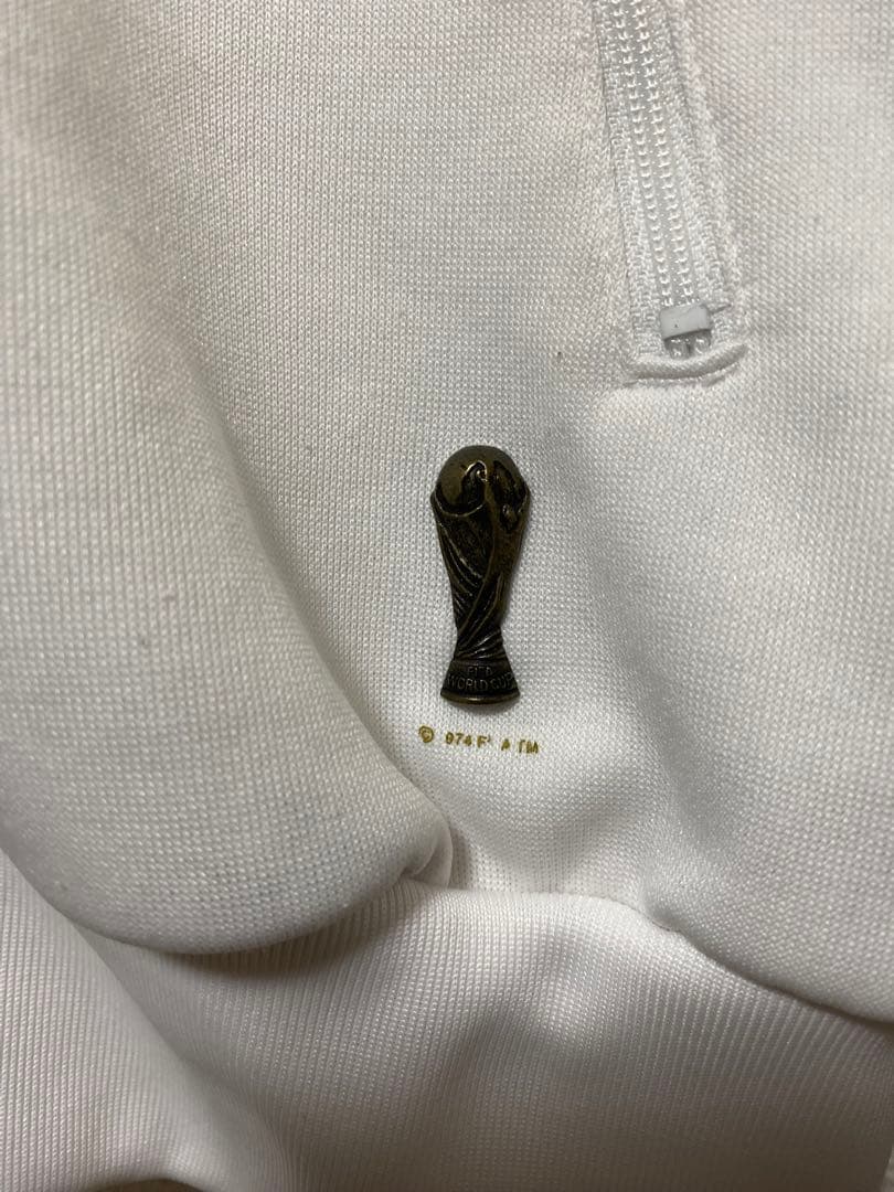 【美品】サイズM adidas FIFAワールドカップ　ドイツ代表ジャージ