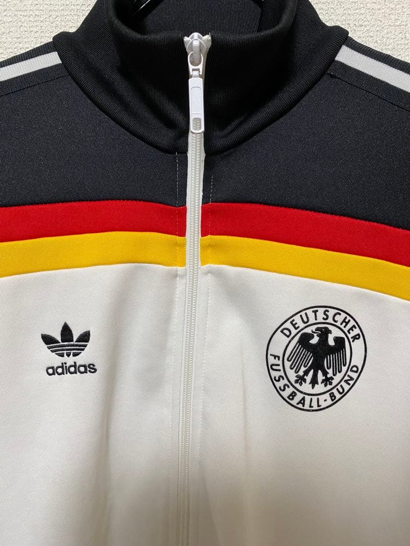 【美品】サイズM adidas FIFAワールドカップ　ドイツ代表ジャージ
