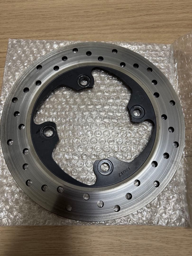 サンスター　LR017 リアブレーキディスク　美品、走行使用距離少