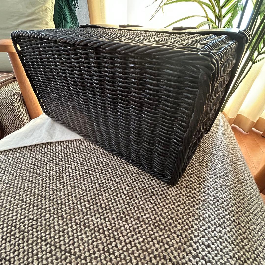 ア ヴァケーション×ロンハーマン別注 ラタンバッグ Mブラック 半額以下です。