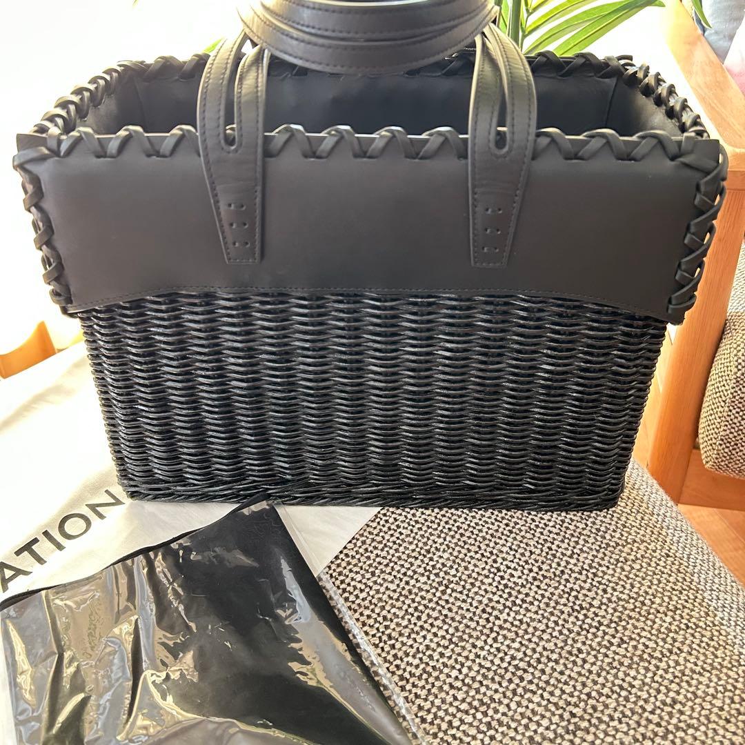ア ヴァケーション×ロンハーマン別注 ラタンバッグ Mブラック 半額以下です。