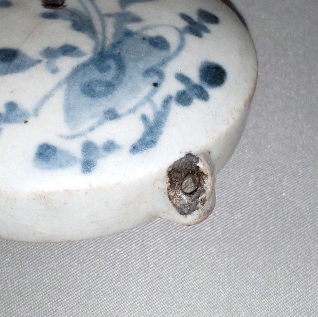 『李朝青花草花紋丸形水滴』 白磁　染付　古陶磁器　李氏朝鮮　硯滴　水注　古美術