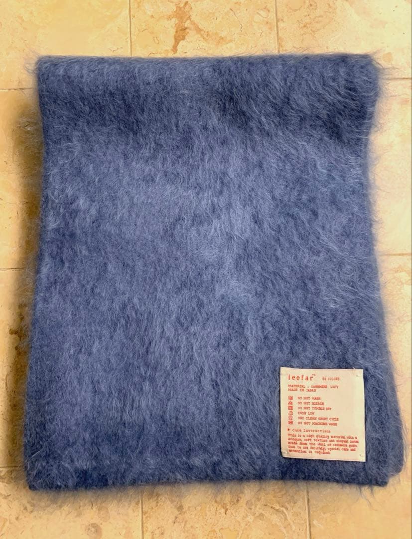 【カイ】ieefar カシミヤマフラー 青　Wasurenagusa