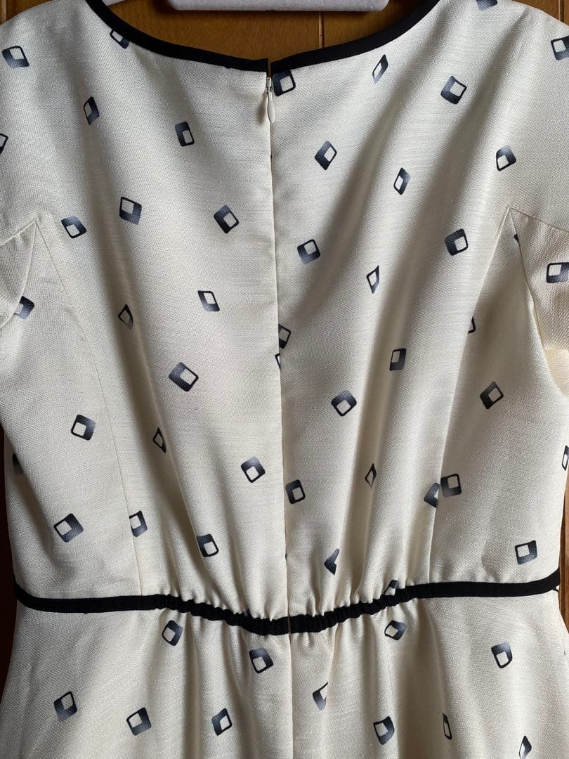 2025SSストロベリーフィールズ　キュービードロップワンピース