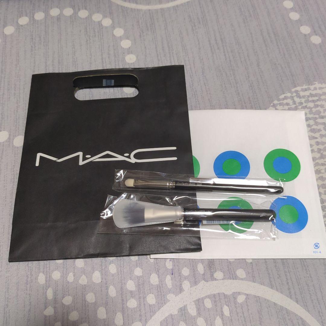 ☆彡専用☆彡 新品✨MAC 正規品　デパコス　メイクブラシセット 2本
