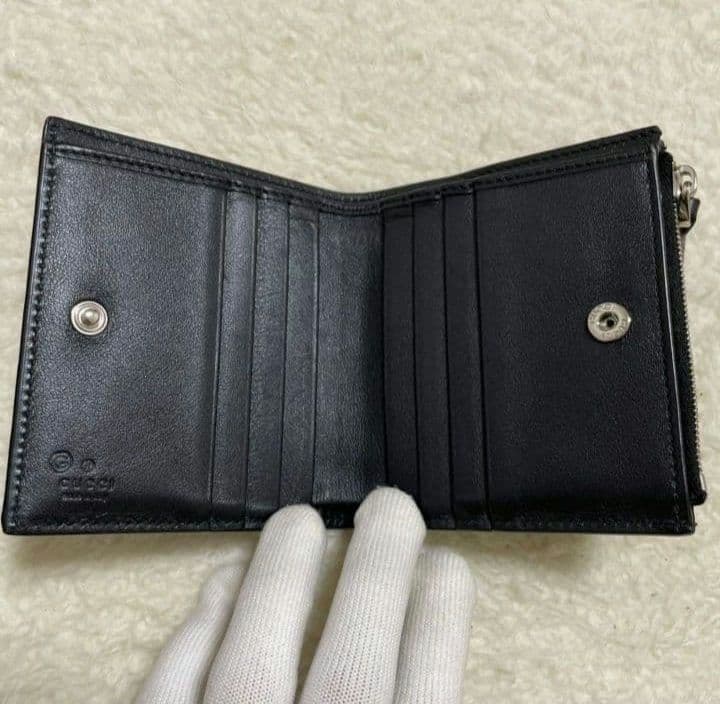 GUCCI　グッチ　折り財布　マイクロシマ　黒　未使用級‼️