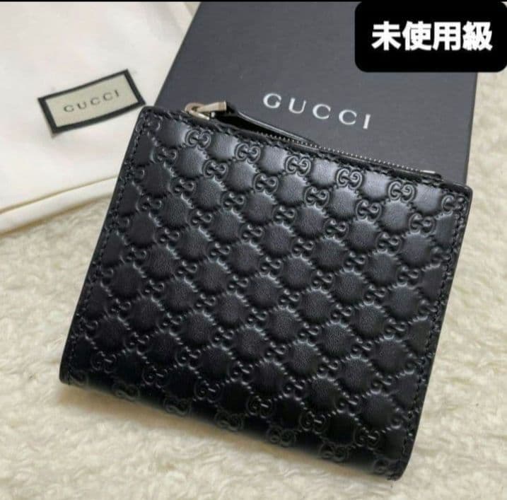 GUCCI　グッチ　折り財布　マイクロシマ　黒　未使用級‼️