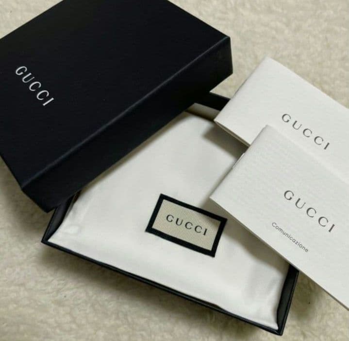 GUCCI　グッチ　折り財布　マイクロシマ　黒　未使用級‼️