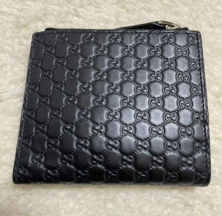 GUCCI　グッチ　折り財布　マイクロシマ　黒　未使用級‼️