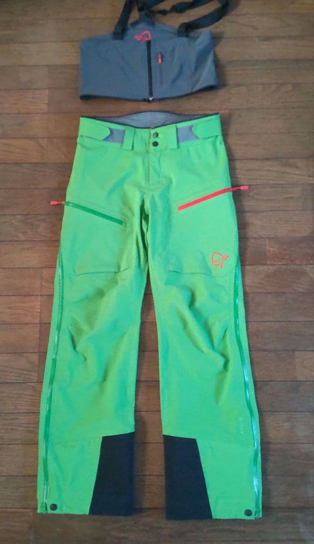 ノローナ ビブパンツ