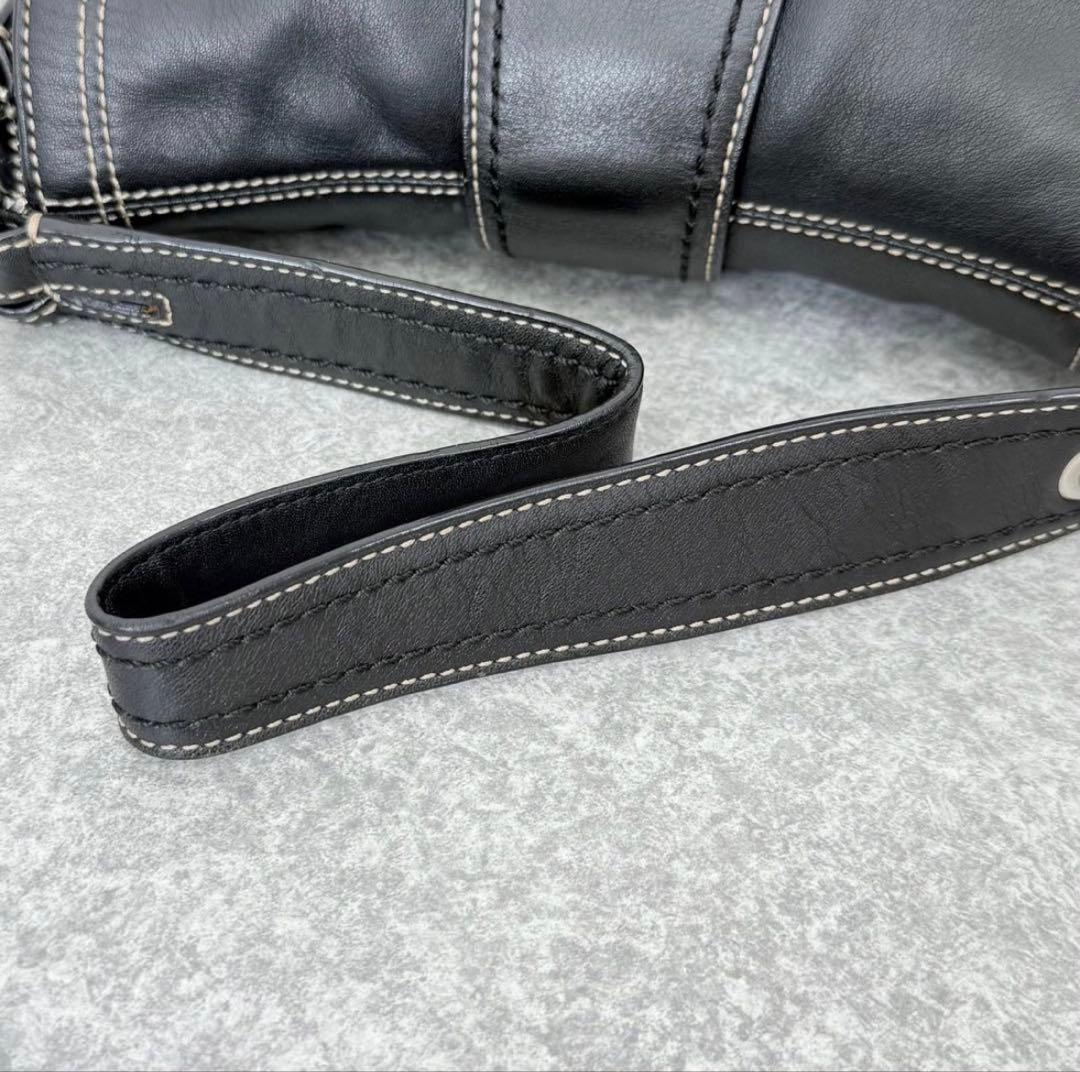 バッグ Coach Small Soho Black Leather Shoulder