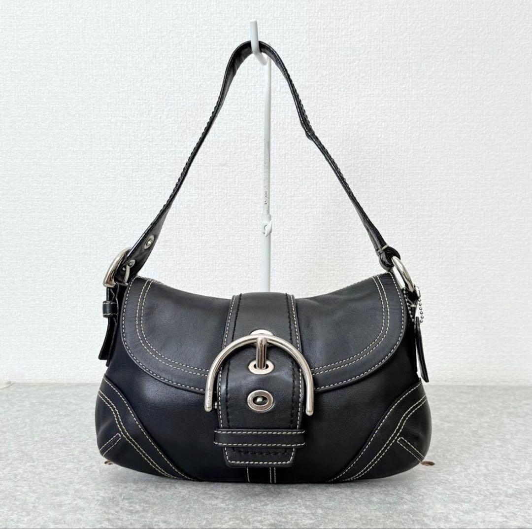バッグ Coach Small Soho Black Leather Shoulder