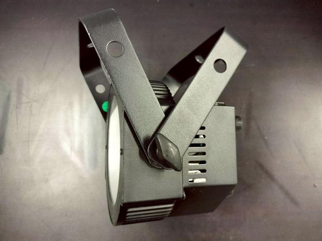 AMERICAN DJ / Dotz Par 36W LEDパーライト