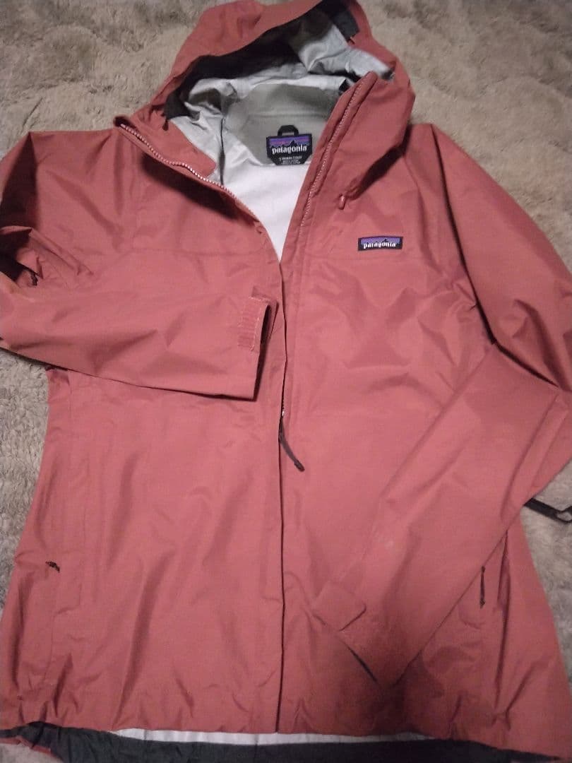 お値下【美品】patagonia パタゴニア　マウンテンパーカー　トレントシェル