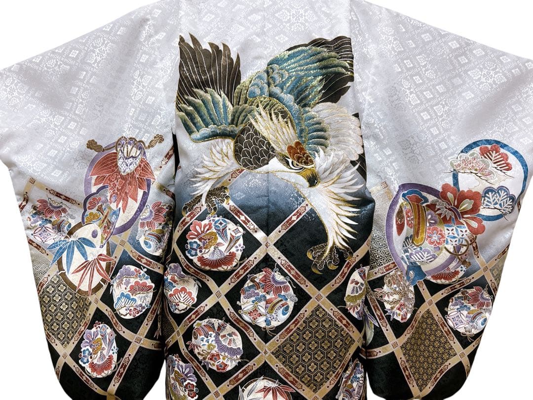 豪華刺繍入り♡七五三　5歳　男の子　フルセット　一式　縦縞袴　鷹　白系