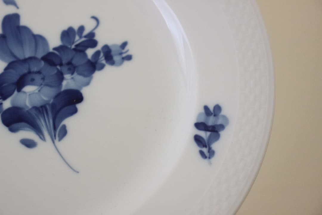 未使用・箱入　ロイヤルコペンハーゲン　ブルーフラワー　２３cmプレート　ペア