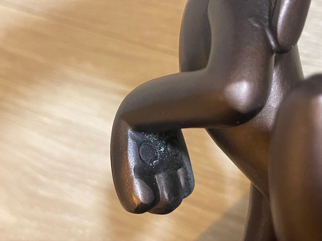 東京ディズニーランド　プルートブロンズ像