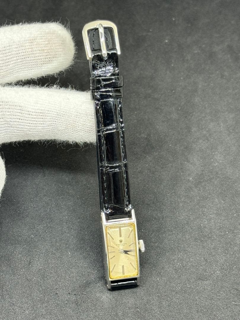 WALTHAM ウォルサム 手巻き プラチナ腕時計 レクタンギュラーケース