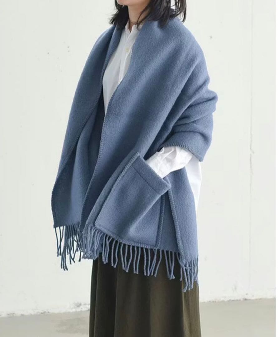 【連休限定お値下げ】LAPUAN KANKURIT ポケット付きショール ブルー