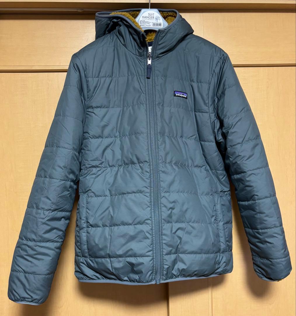 【ほぼ未使用】パタゴニア フリース リバーシブル ジャケットサイズ キッズXXL