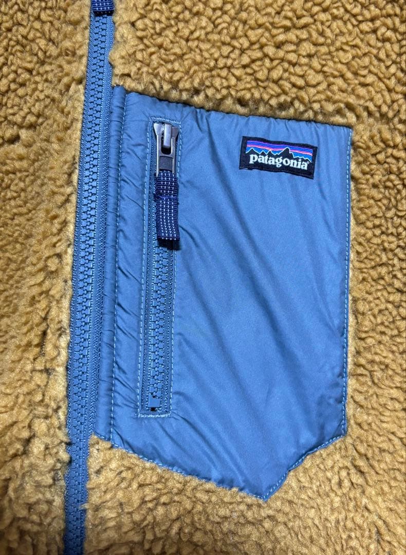 【ほぼ未使用】パタゴニア フリース リバーシブル ジャケットサイズ キッズXXL