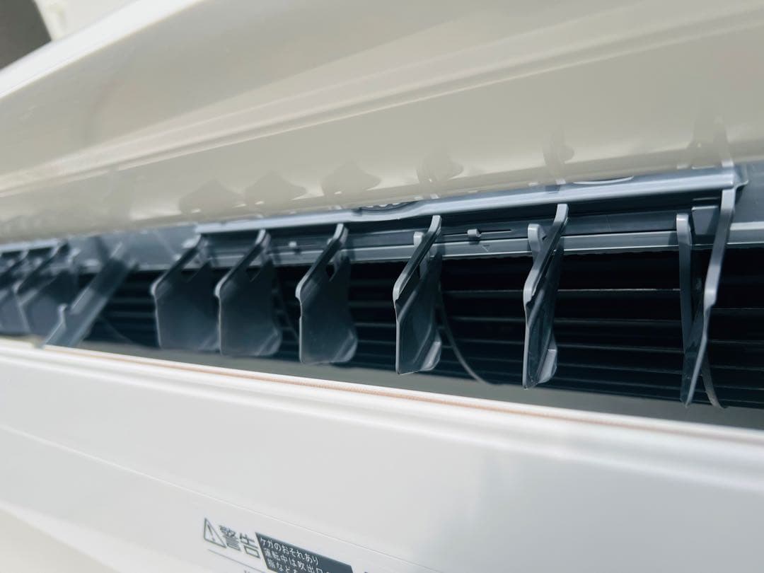 三菱 ルームエアコン MSZ-GV2218-W 2018年　主に6-8畳100V