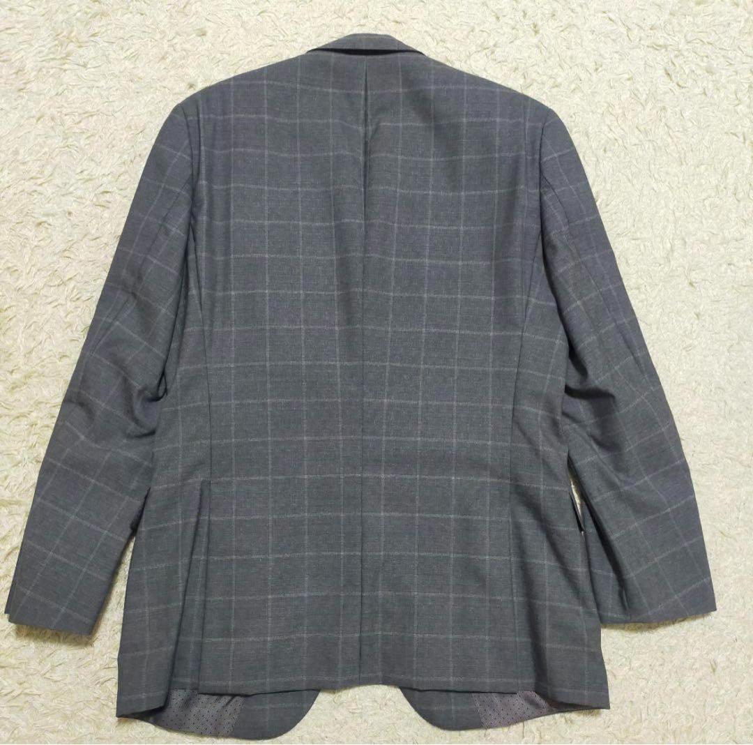 【紳士の装い】ヒューゴボス×伊タリアディデルフィノ・スーツ・チーフ・灰チェックL