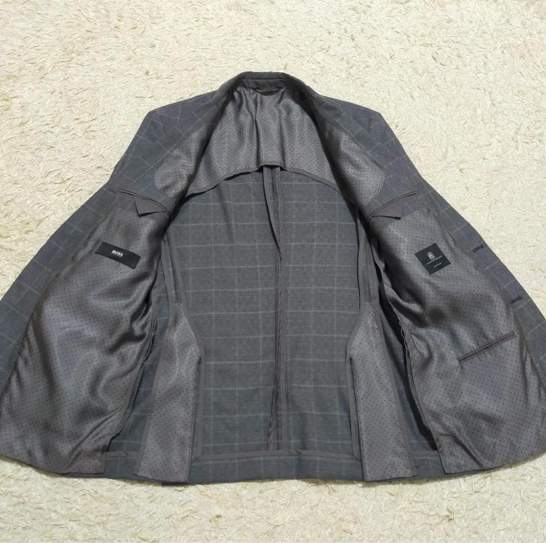 【紳士の装い】ヒューゴボス×伊タリアディデルフィノ・スーツ・チーフ・灰チェックL