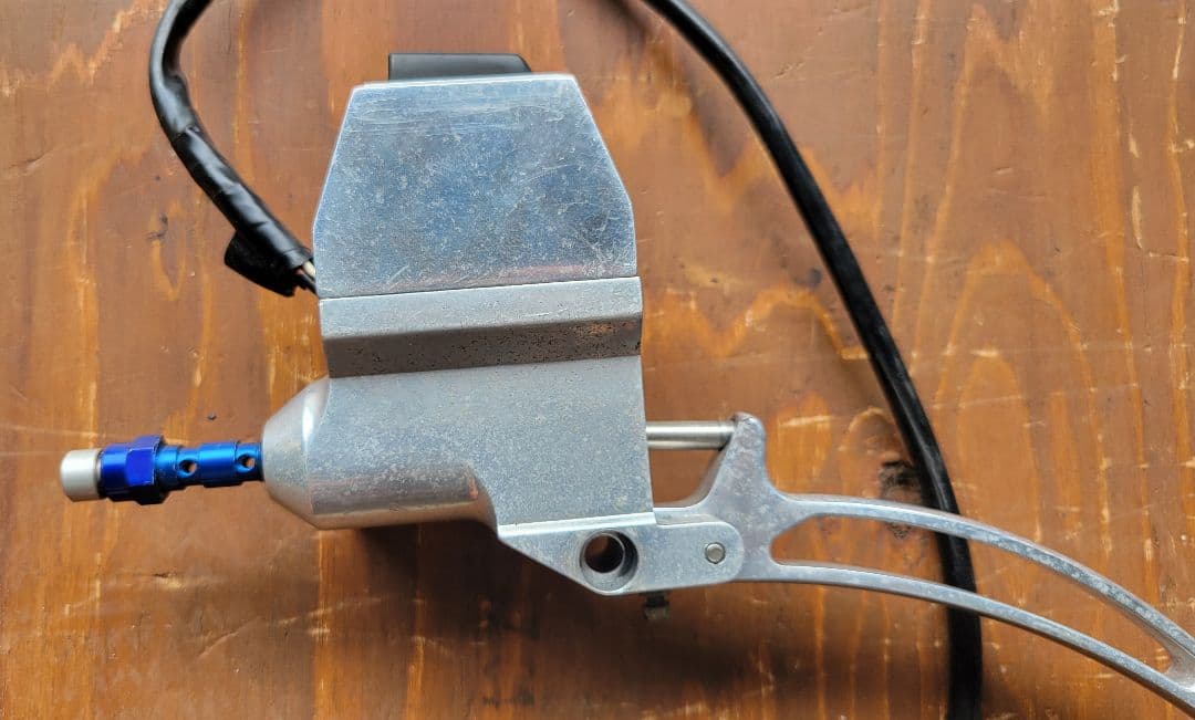 アレンネス　ブレーキマスターシリンダー