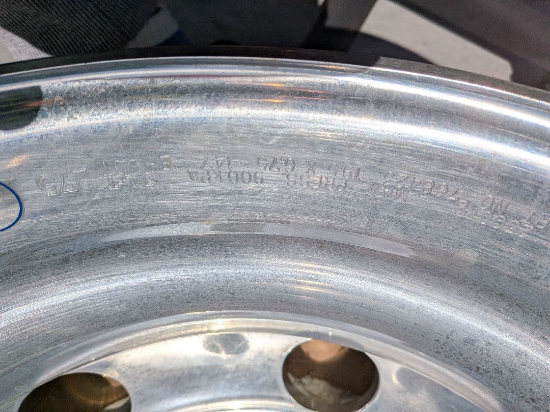 チ*ン様 19.5インチアルミホイール 8穴 ポリッシュ仕上げ　アルコア